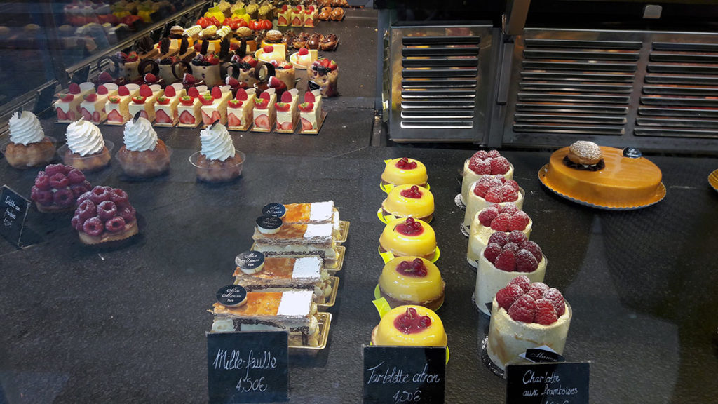 Vitrine com Doces em Paris